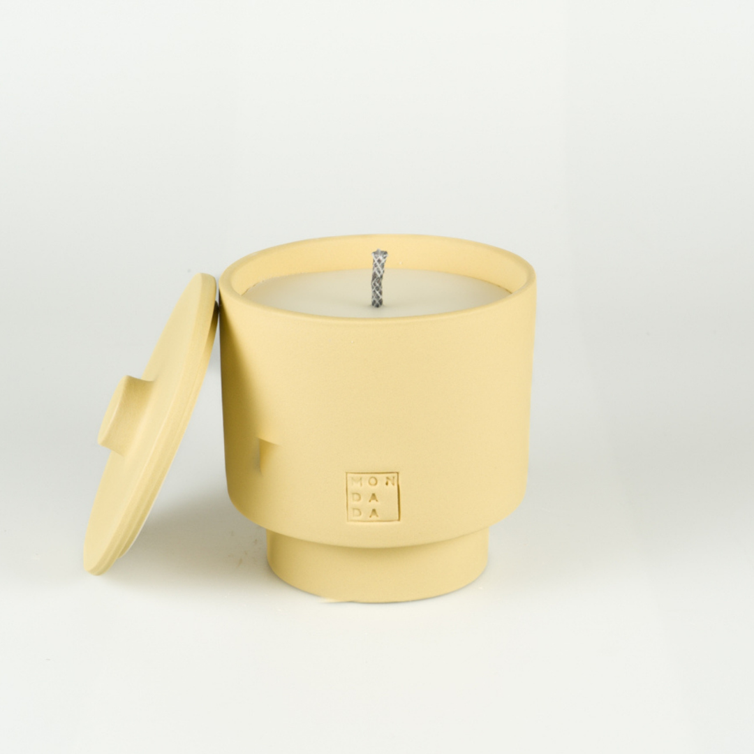 Octo June Outdoor Candle Sahara Neutral + lid